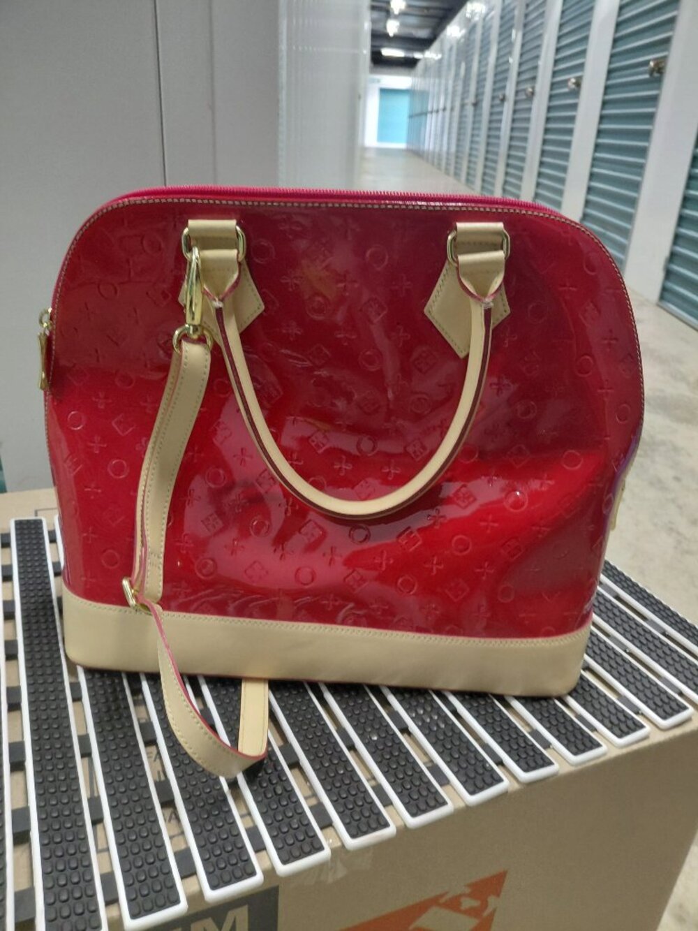 Handbag red - Picture 2 of 4